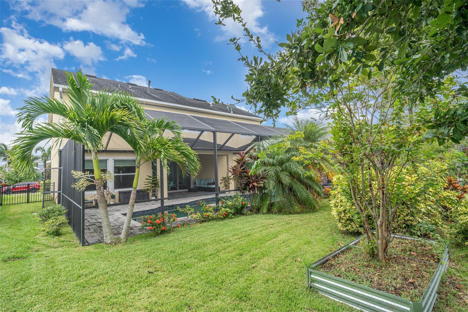 Listing photo id 30 for 6313 Havensport Drive