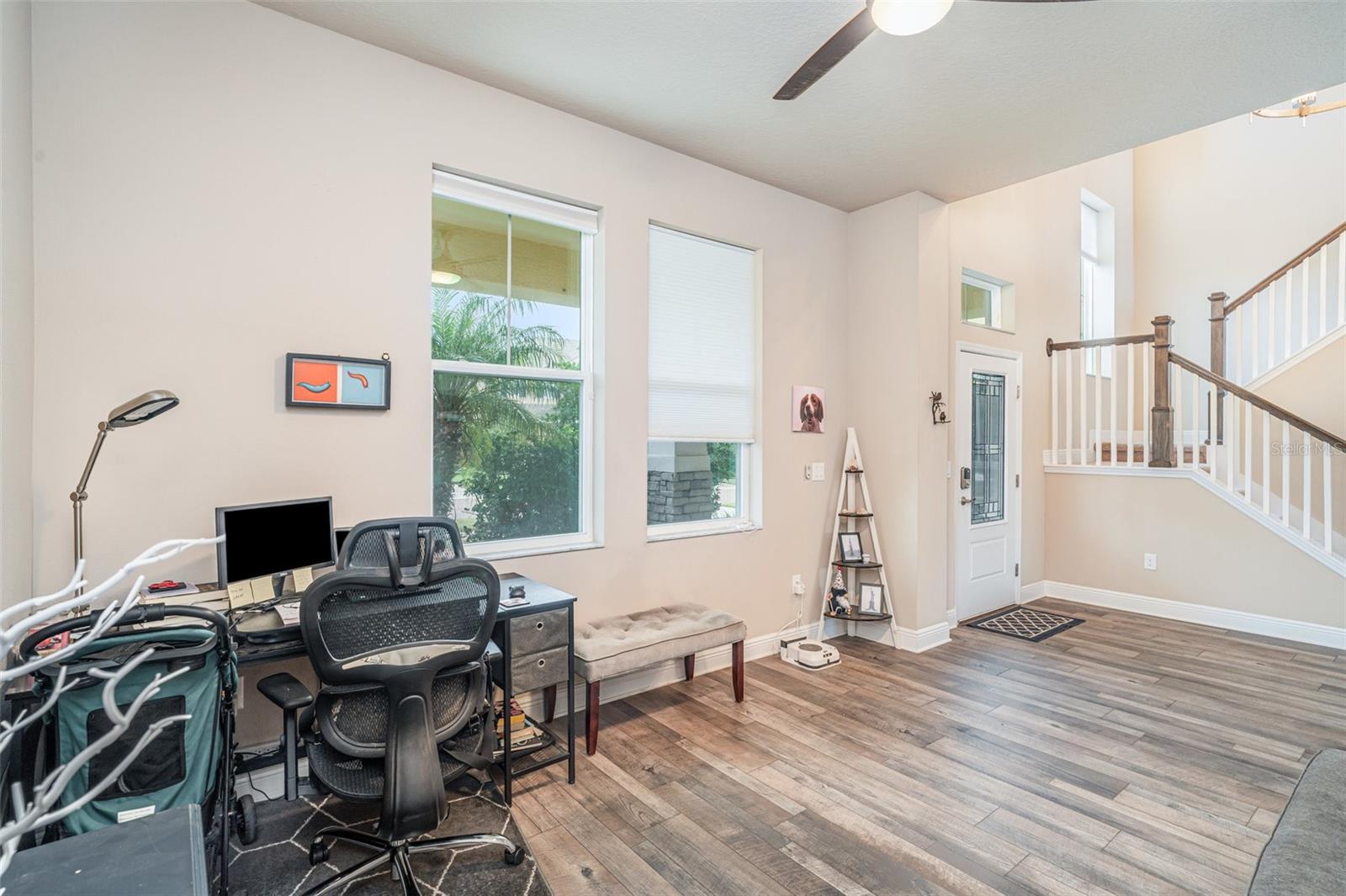 Listing photo id 2 for 6313 Havensport Drive