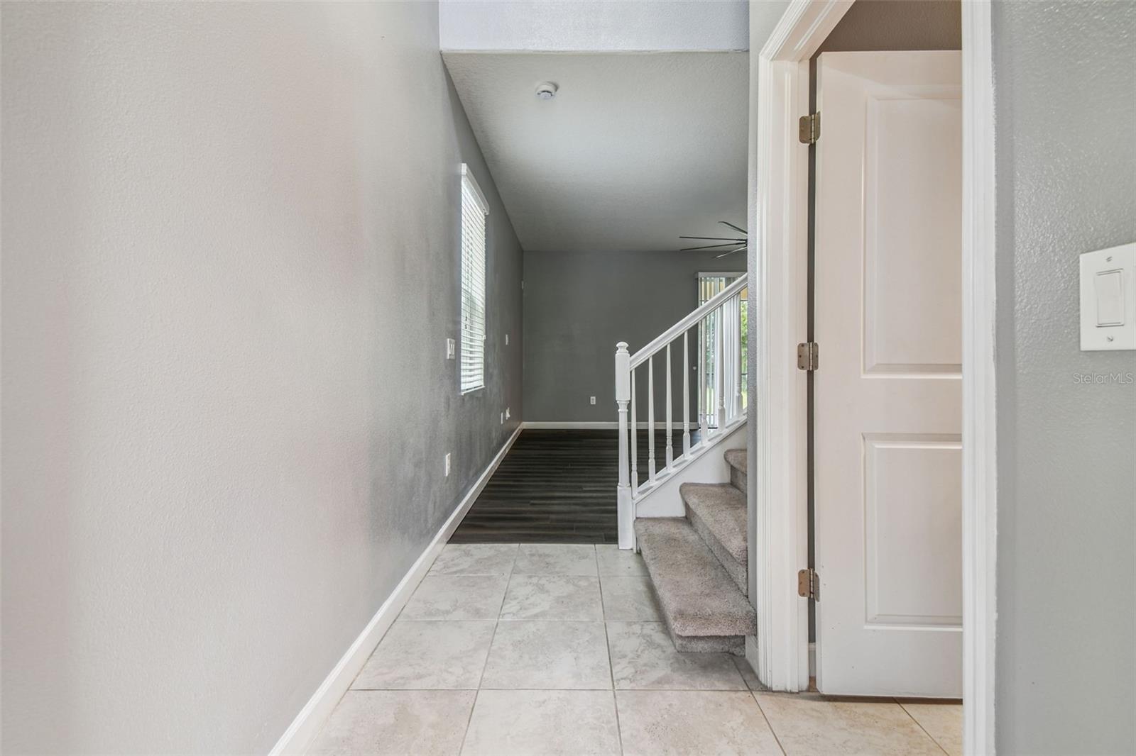 Image 4 of 60 For 10011 Ivory Drive