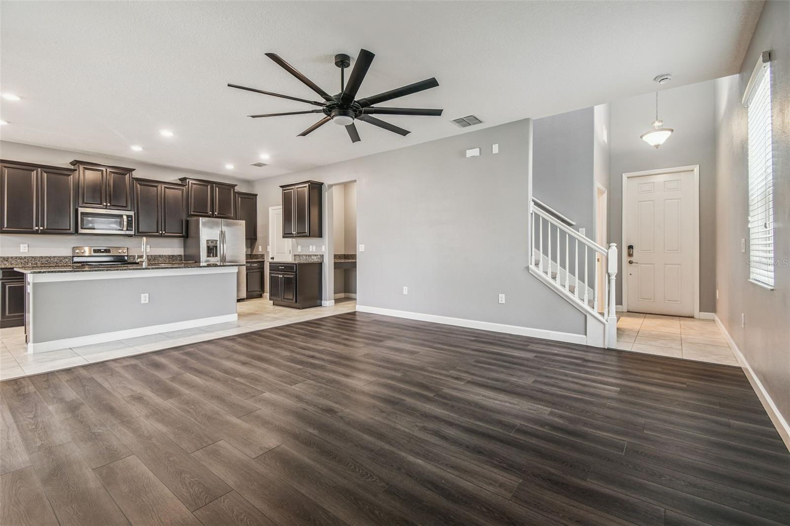 Image 6 of 60 For 10011 Ivory Drive