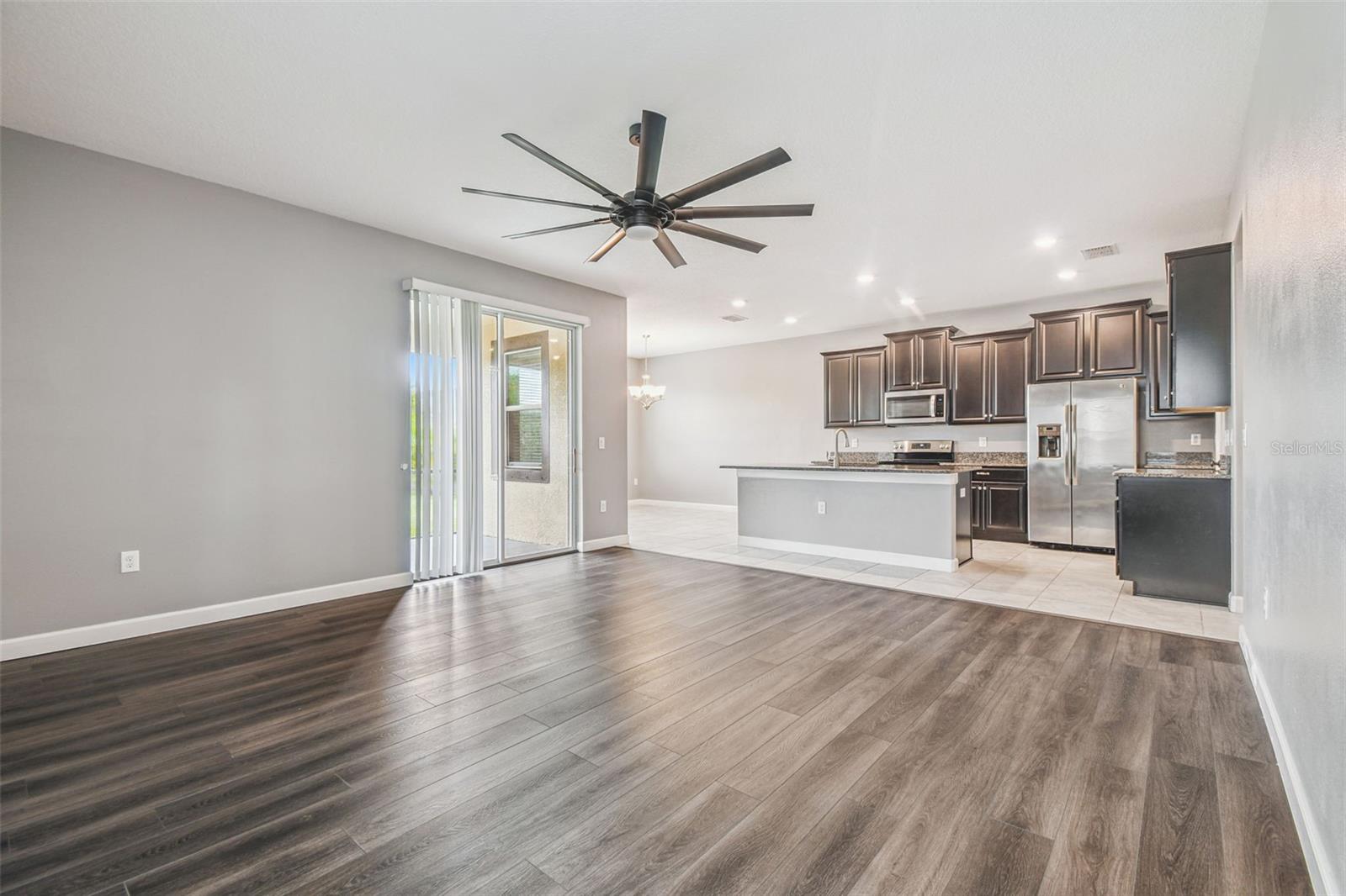 Image 7 of 60 For 10011 Ivory Drive