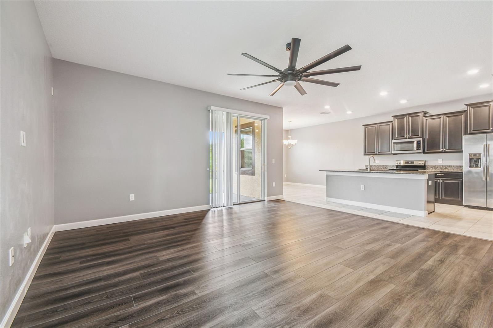 Image 8 of 60 For 10011 Ivory Drive