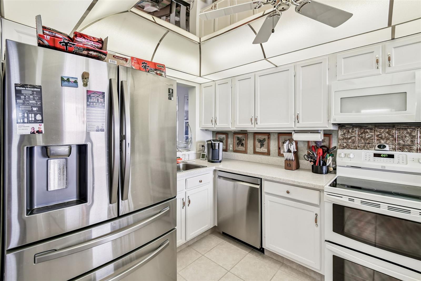 Image 10 of 50 For 17940 Gulf Boulevard 7b