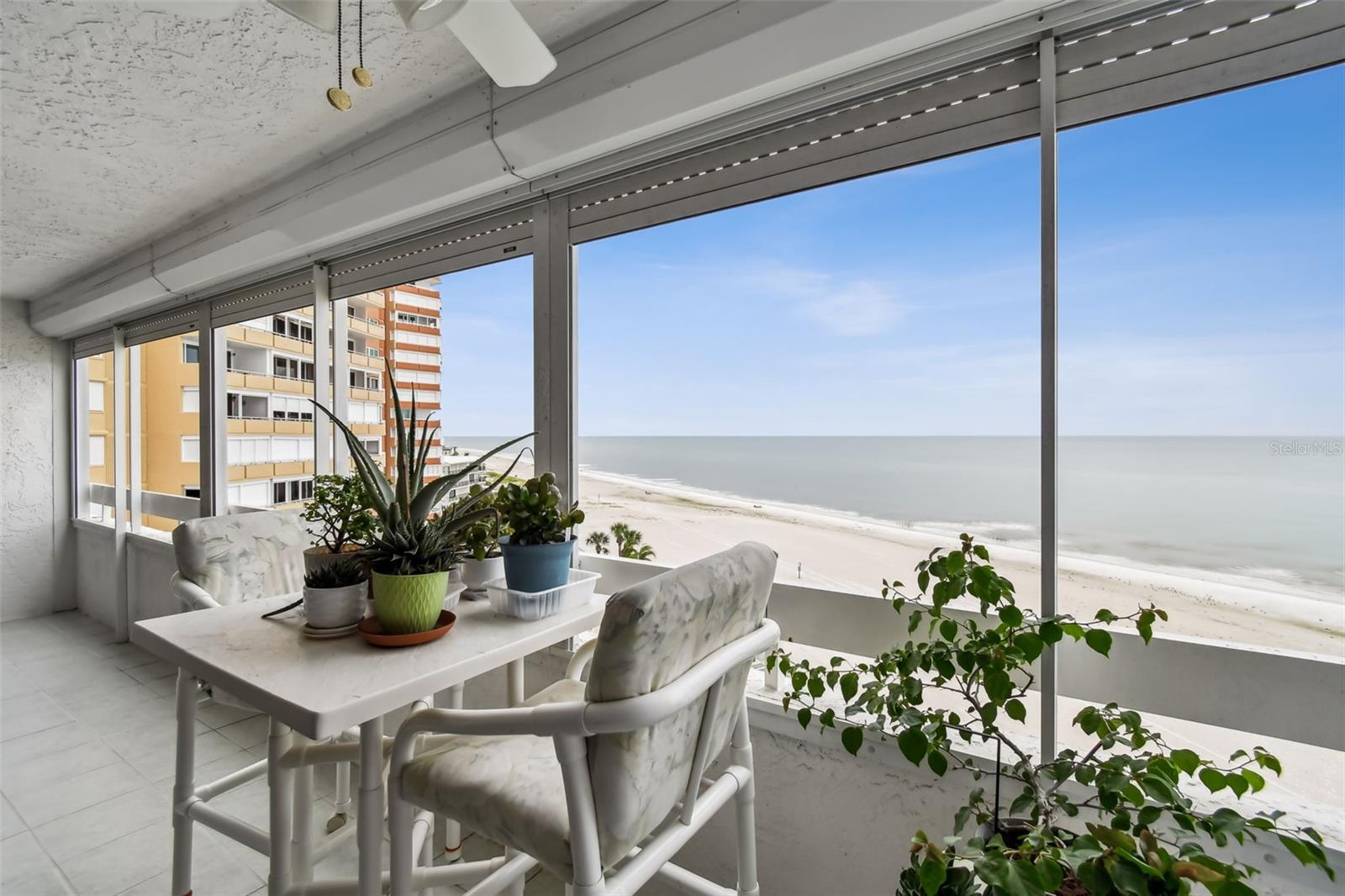 Image 33 of 50 For 17940 Gulf Boulevard 7b