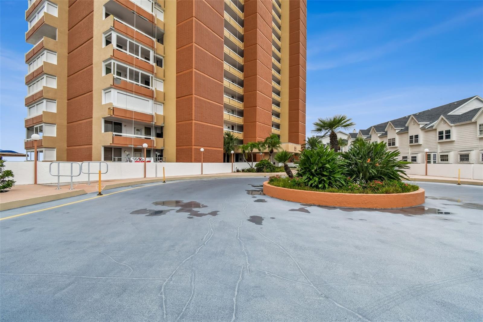 Image 46 of 50 For 17940 Gulf Boulevard 7b
