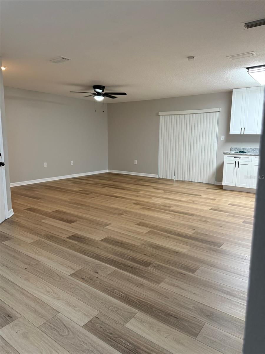 Image 4 of 14 For 1008 Bracewell Drive