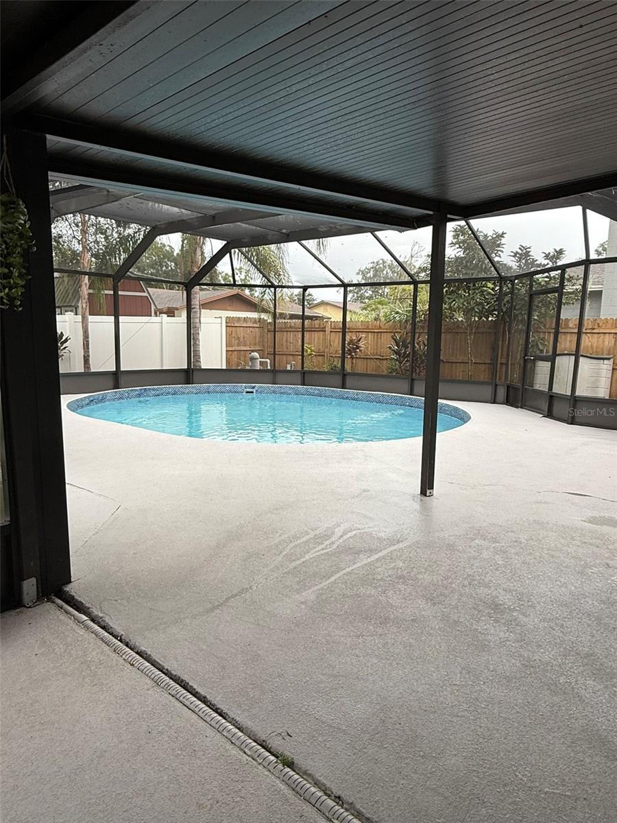Image 6 of 14 For 1008 Bracewell Drive