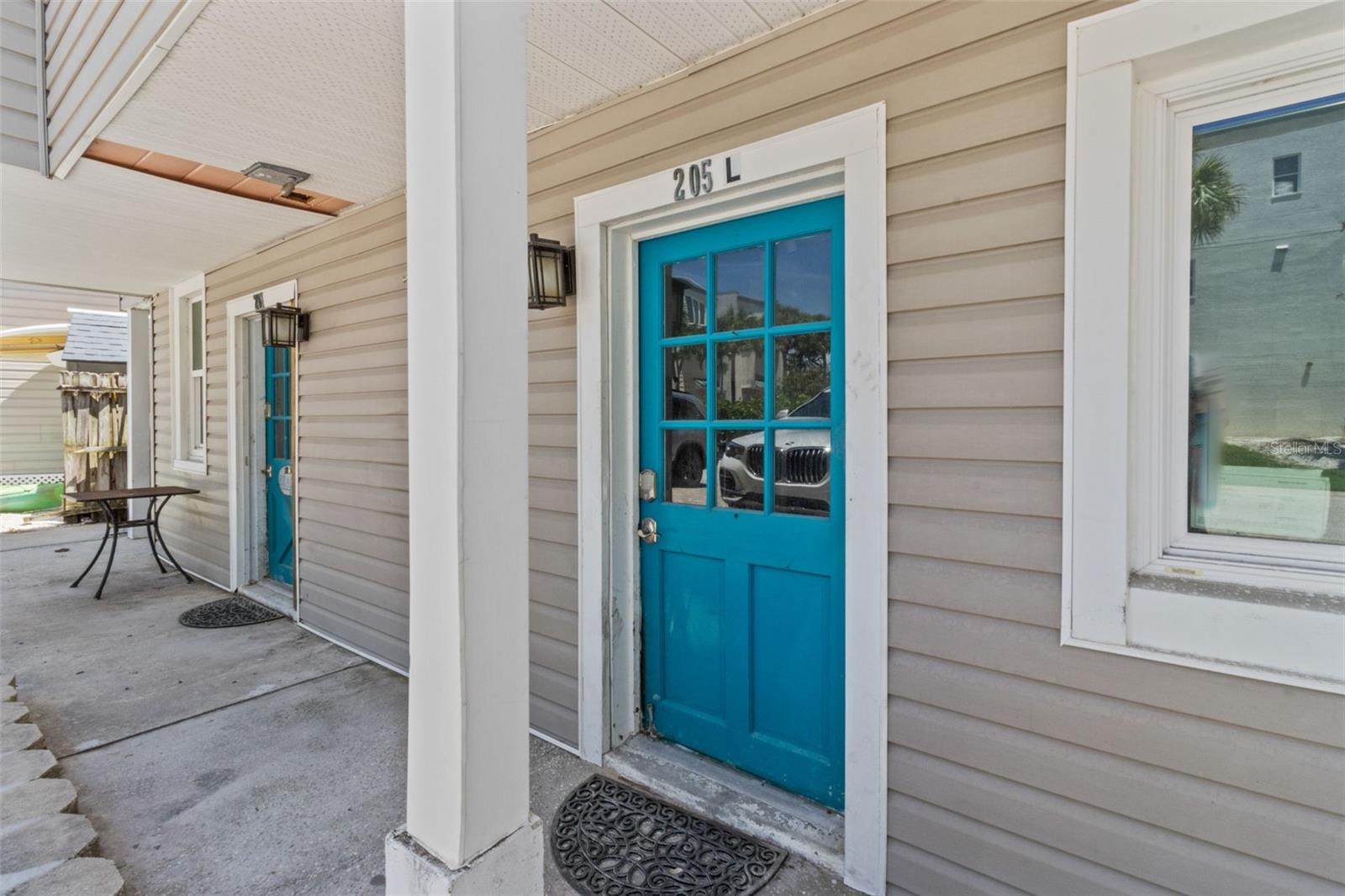 Image 32 of 52 For 205 Bay Plaza