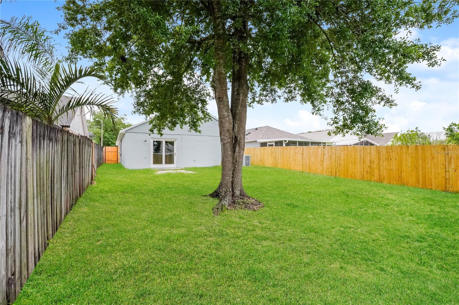Image 13 of 15 For 10013 Richardson Court