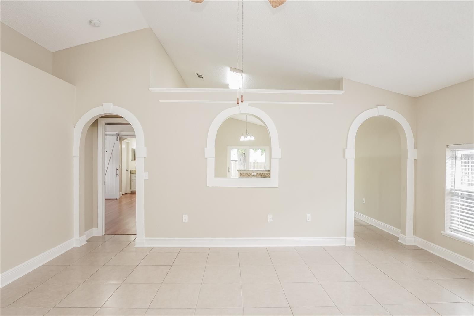 Image 3 of 15 For 10013 Richardson Court