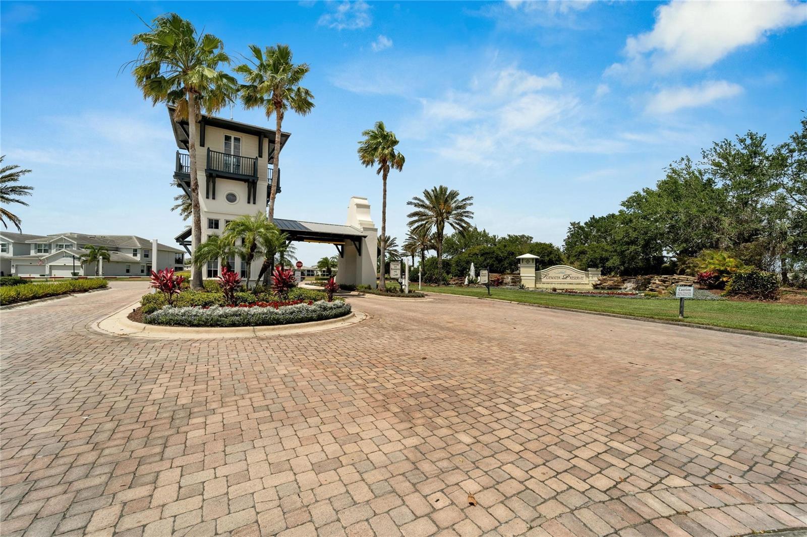 Image 4 of 65 For 951 Tidewater Shores Loop 912