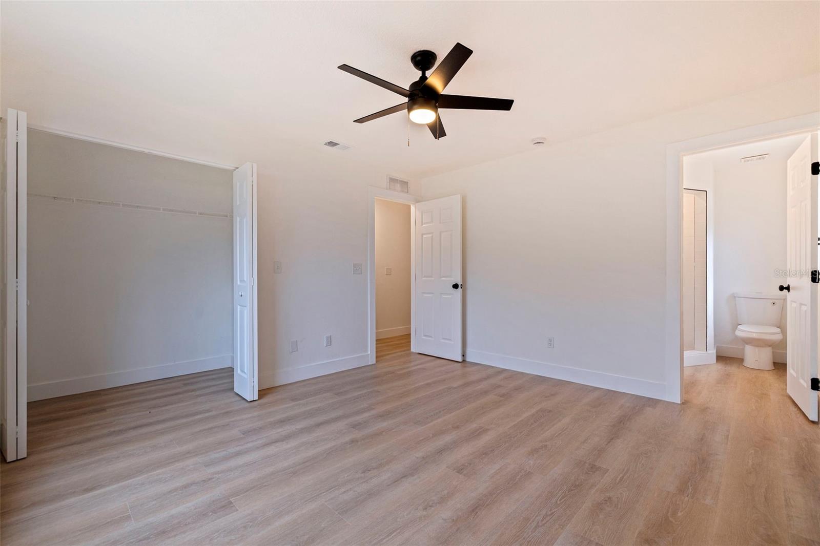 Image 15 of 30 For 3730 18th Terrace S