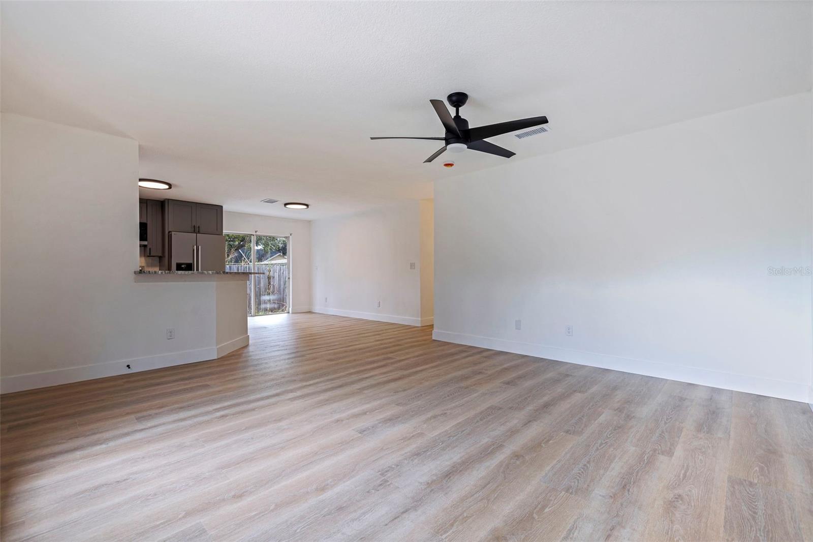 Image 6 of 30 For 3730 18th Terrace S