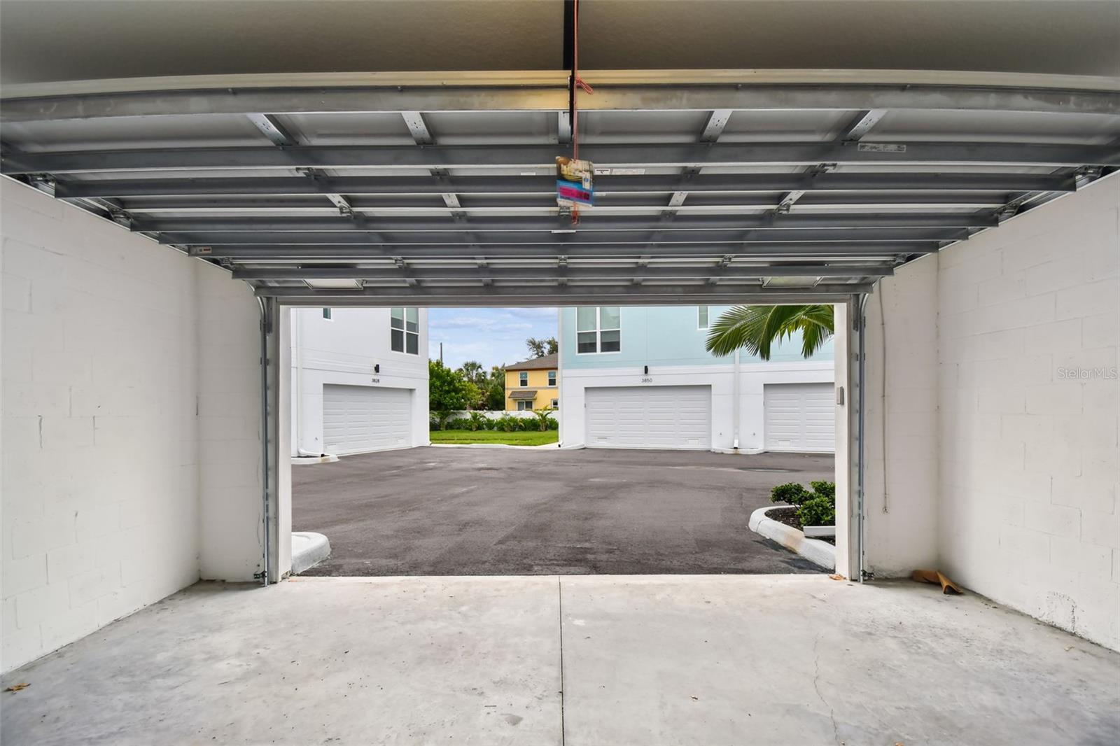 Image 16 of 85 For 3840 Pompano Drive Se