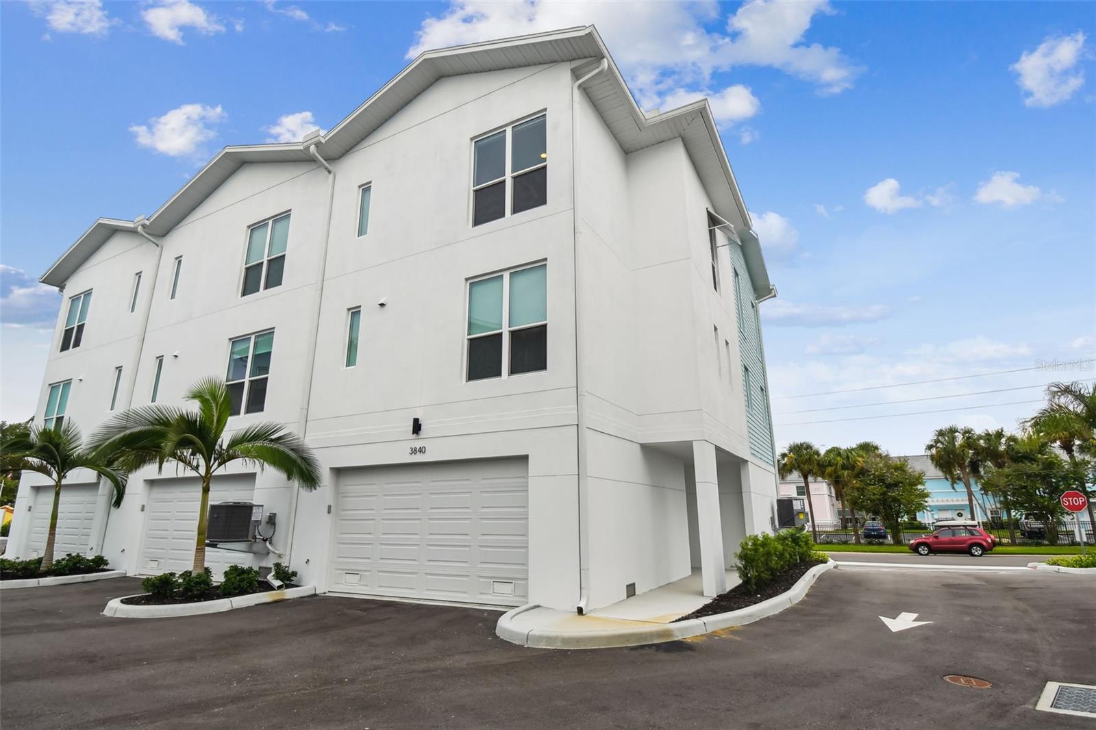 Image 50 of 85 For 3840 Pompano Drive Se