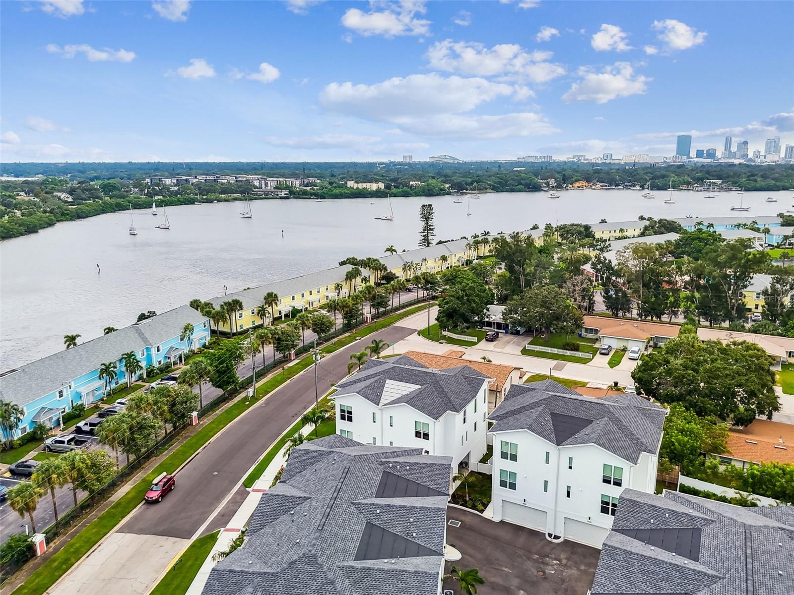 Image 80 of 85 For 3840 Pompano Drive Se