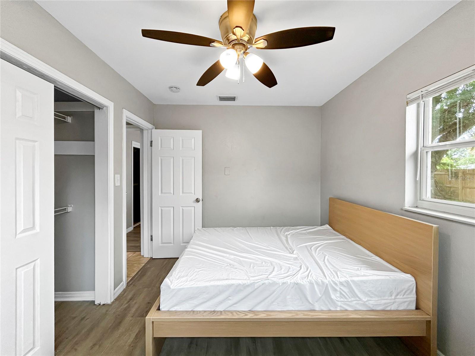 Image 6 of 15 For 3923 Cass Street