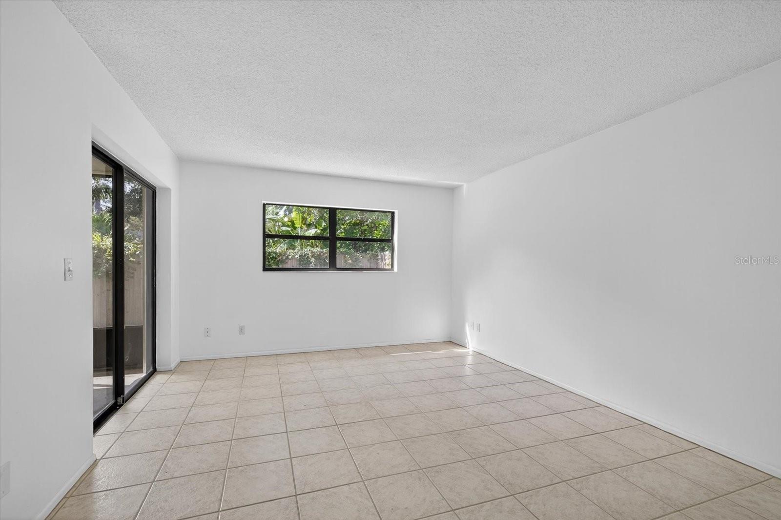 Image 10 of 21 For 3172 Cypress Green Drive
