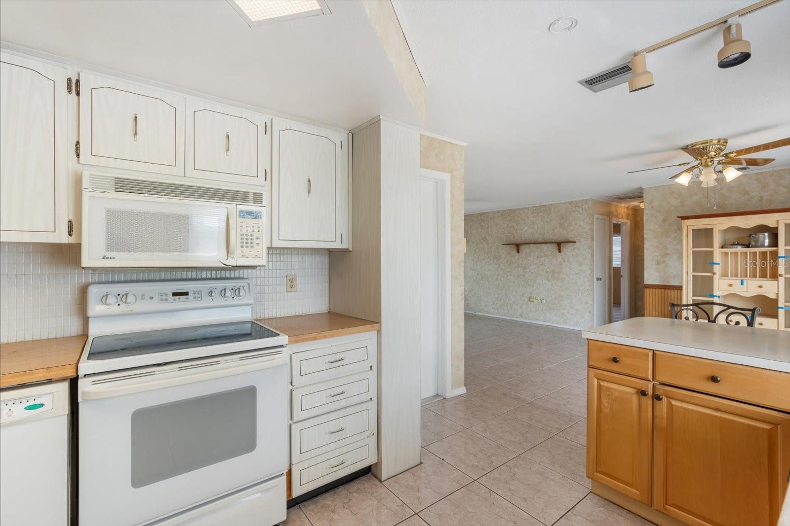 Image 9 of 21 For 9630 Baxley Lane