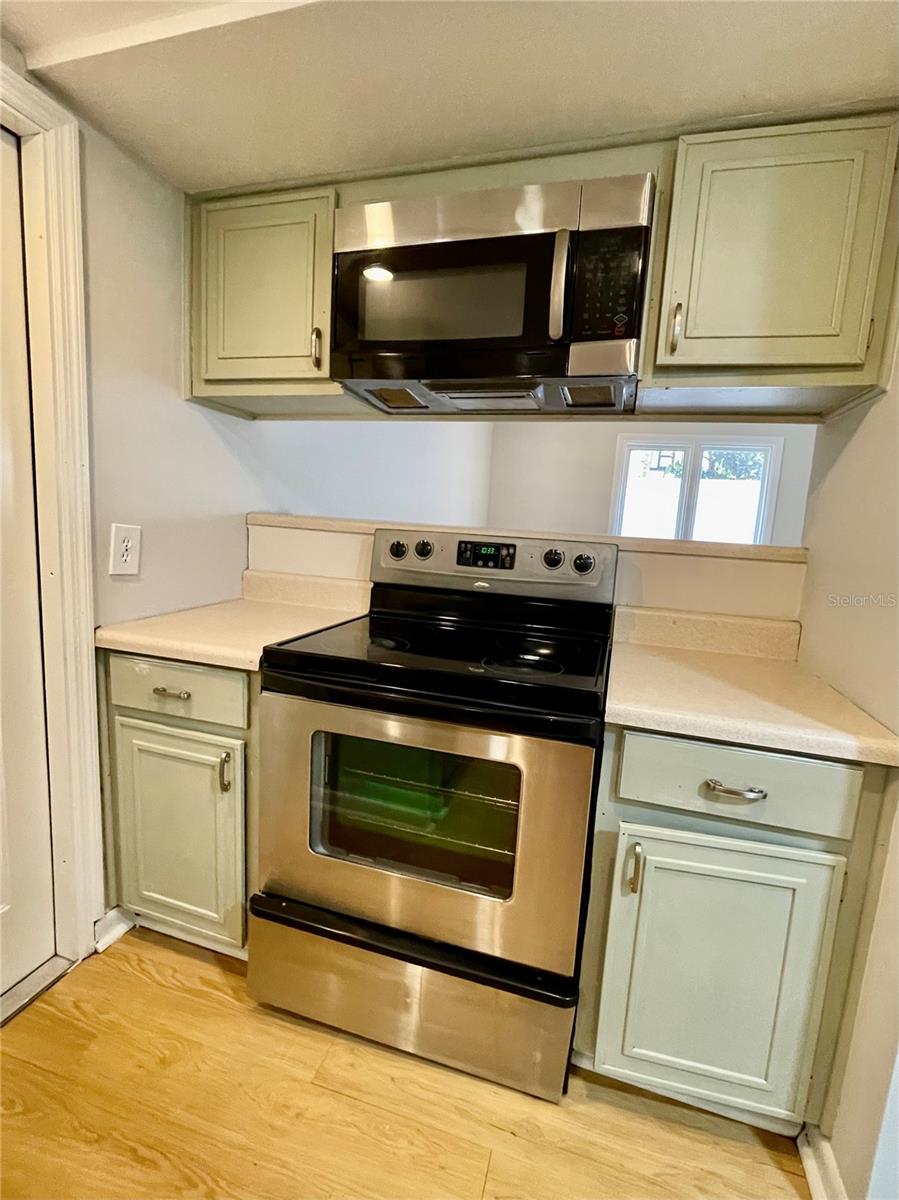 Image 6 of 16 For 12310 Touchton Drive 47