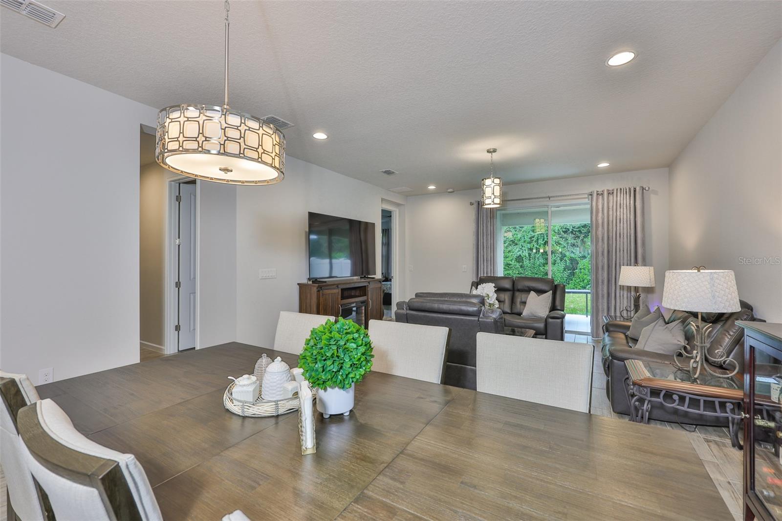 Image 17 of 48 For 11412 Blue Woods Drive