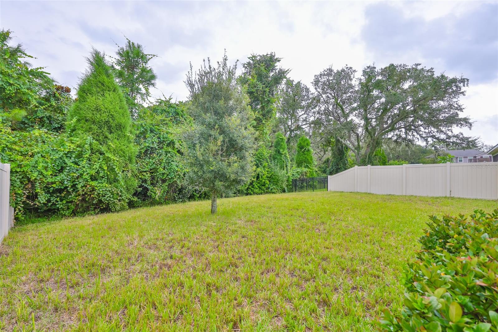 Image 41 of 48 For 11412 Blue Woods Drive