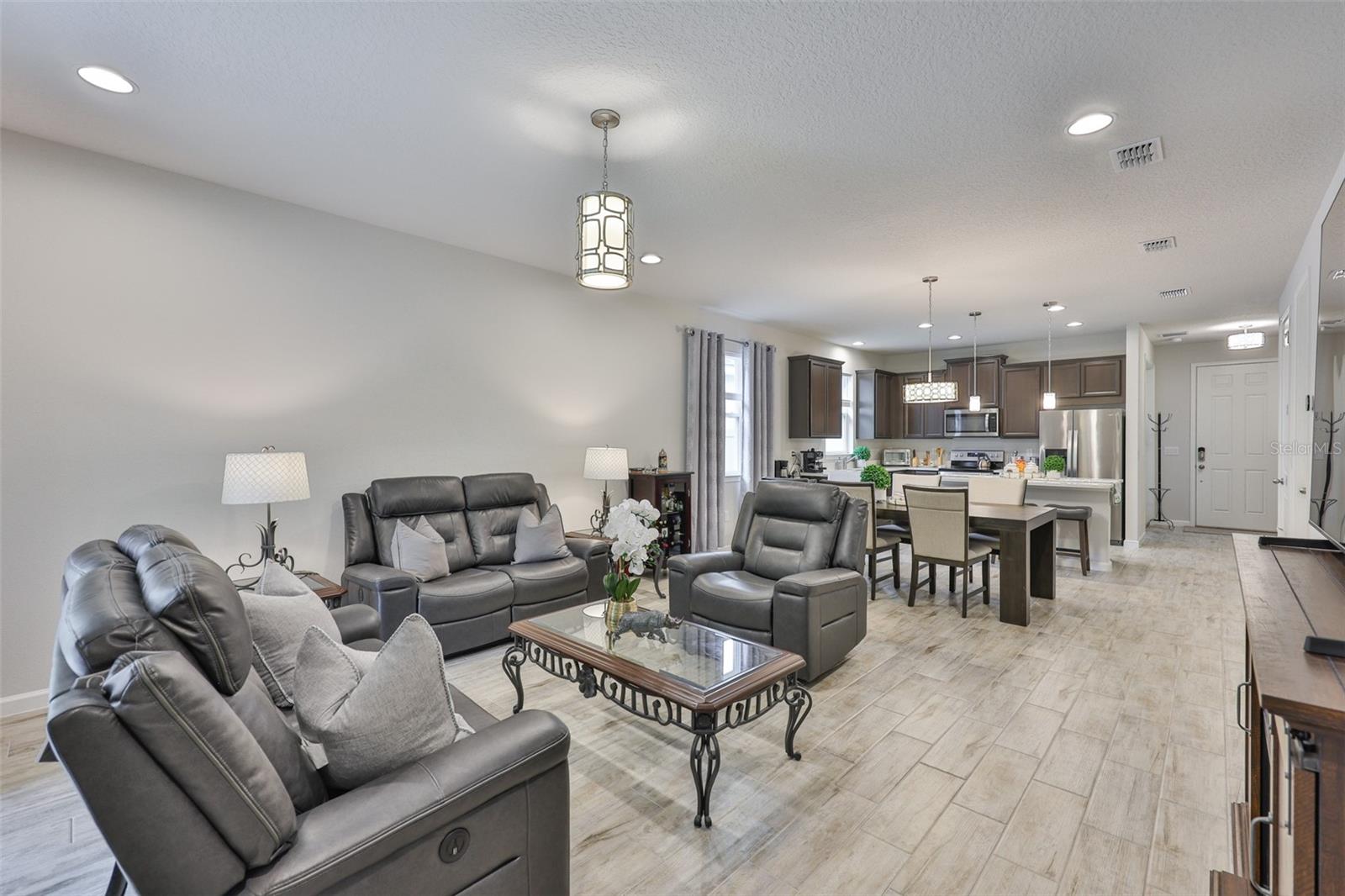 Image 7 of 48 For 11412 Blue Woods Drive