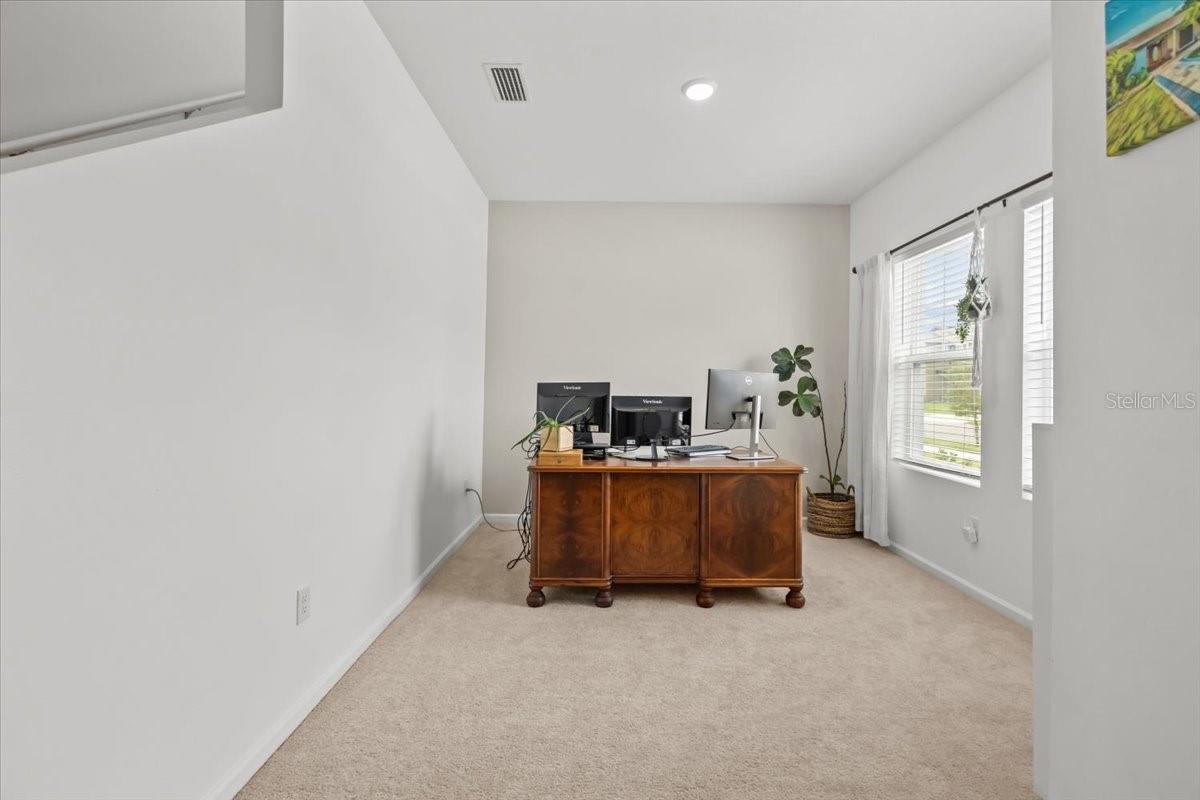 Image 15 of 34 For 35601 Eastbrook Avenue