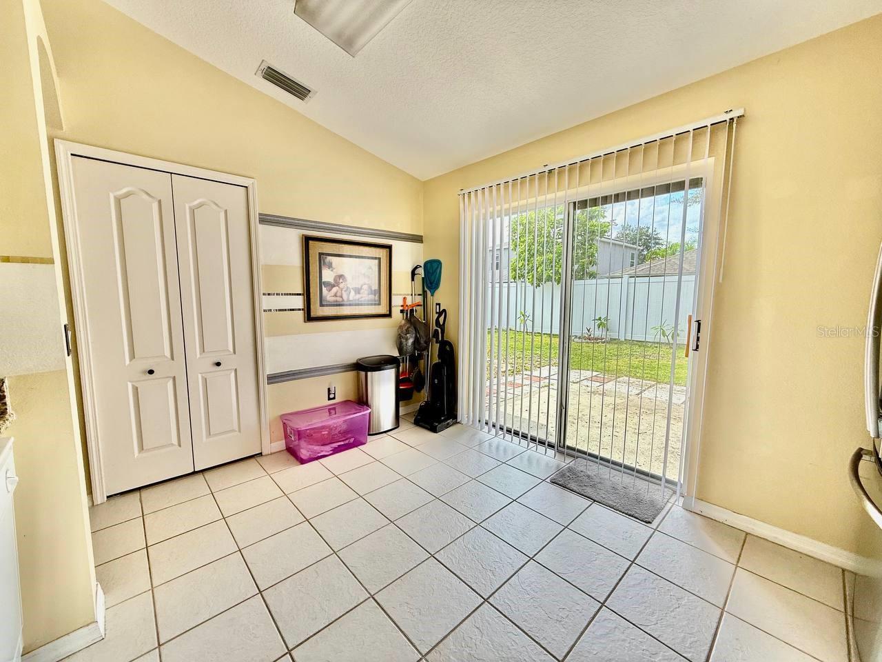 Image 9 of 19 For 18108 Lembrecht Way