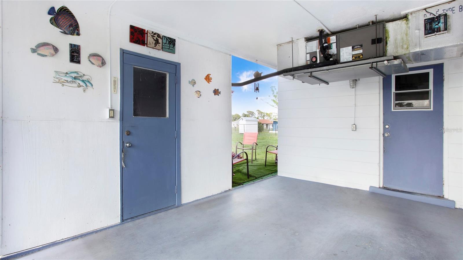 Image 10 of 23 For 515 York Road