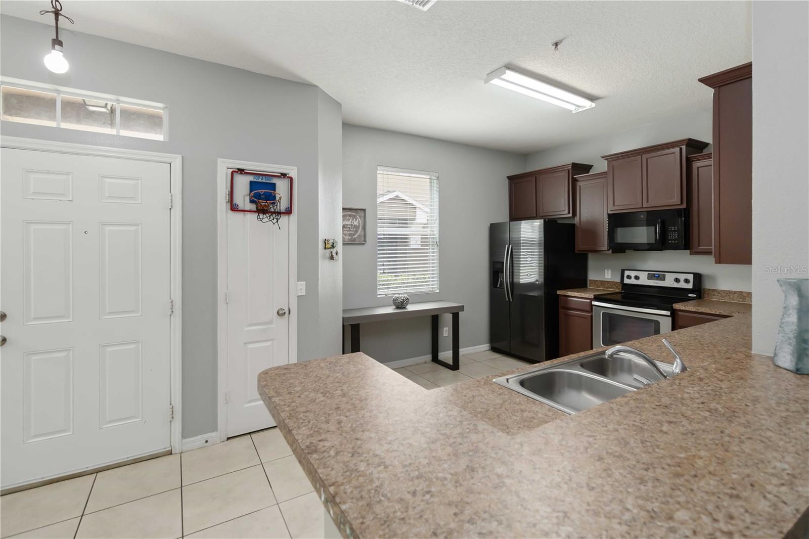 Image 13 of 33 For 2281 Betsy Ross Lane 1