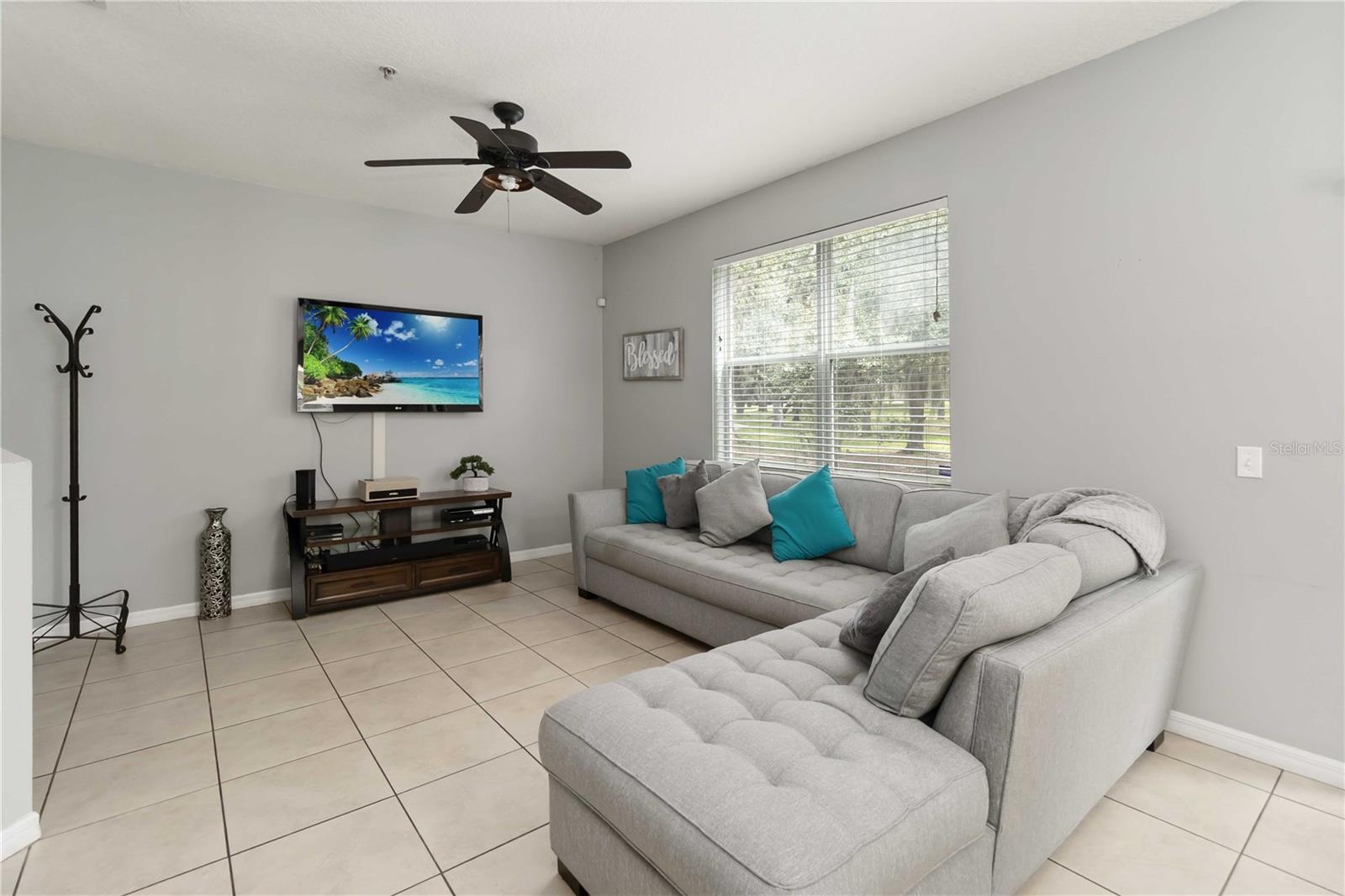 Image 3 of 33 For 2281 Betsy Ross Lane 1