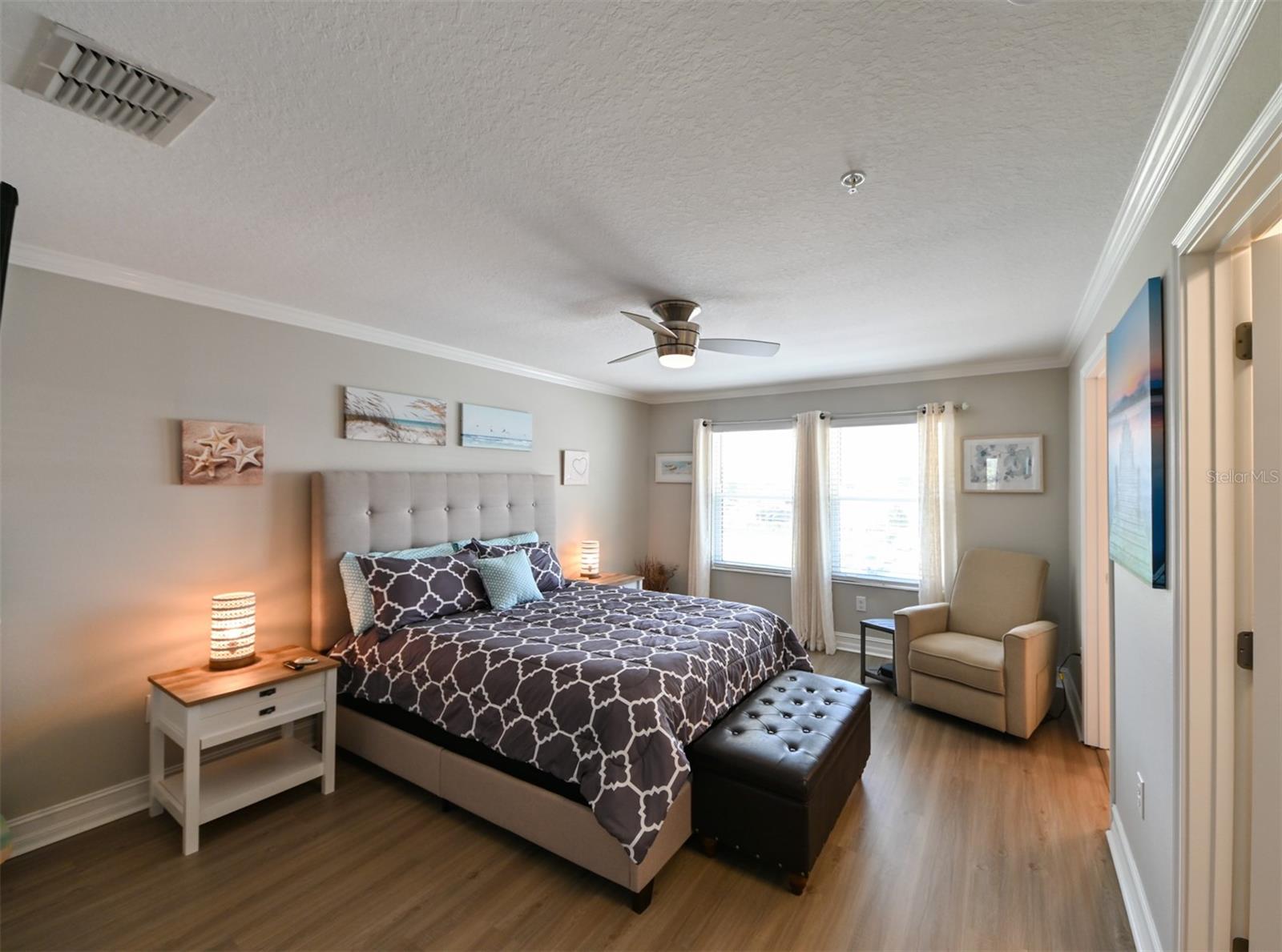 Image 27 of 60 For 4941 Price Avenue 6
