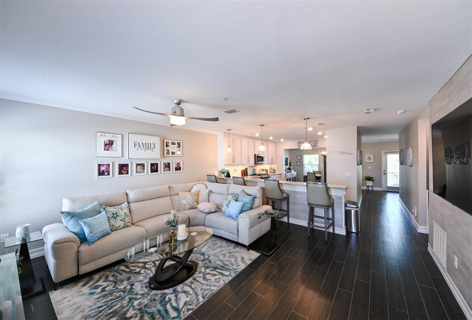 Image 9 of 60 For 4941 Price Avenue 6