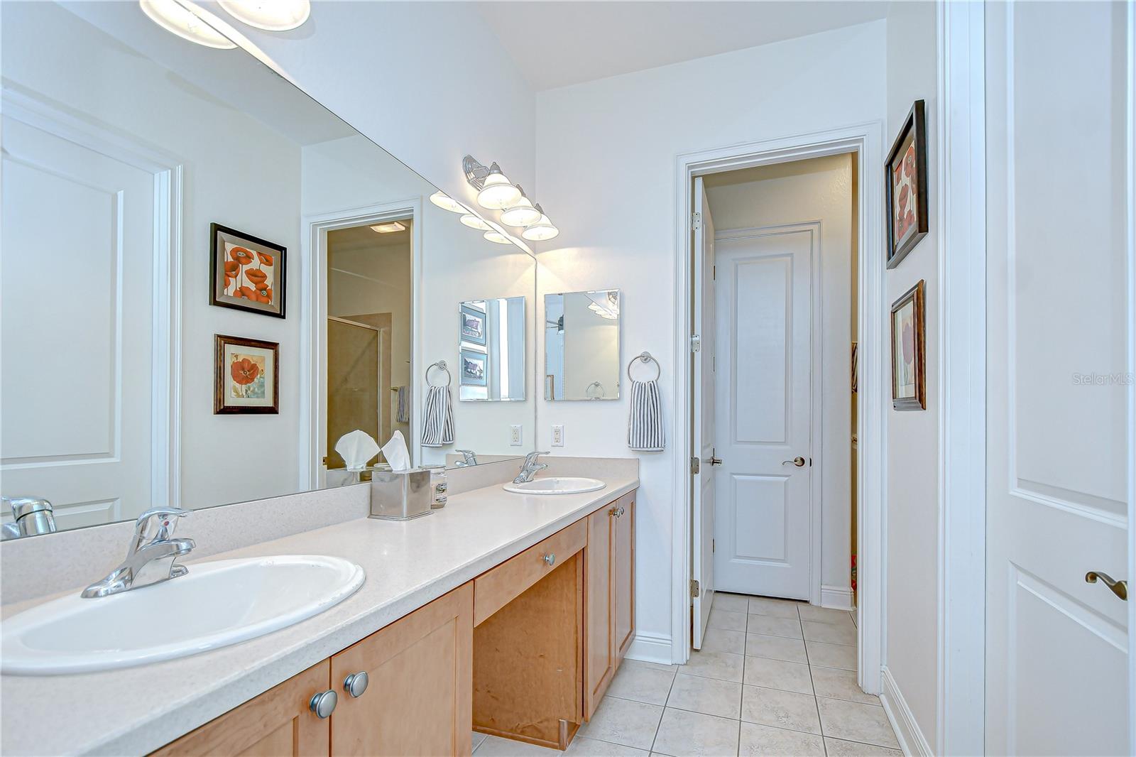Image 24 of 38 For 5919 Bowen Daniel Drive 107