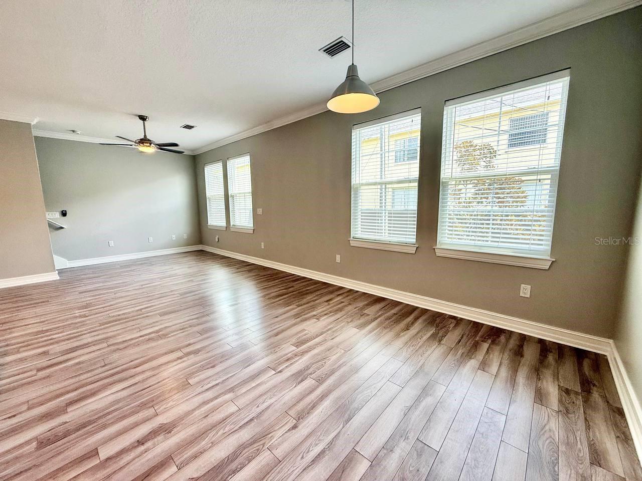 Image 13 of 29 For 6921 Interbay Boulevard 3