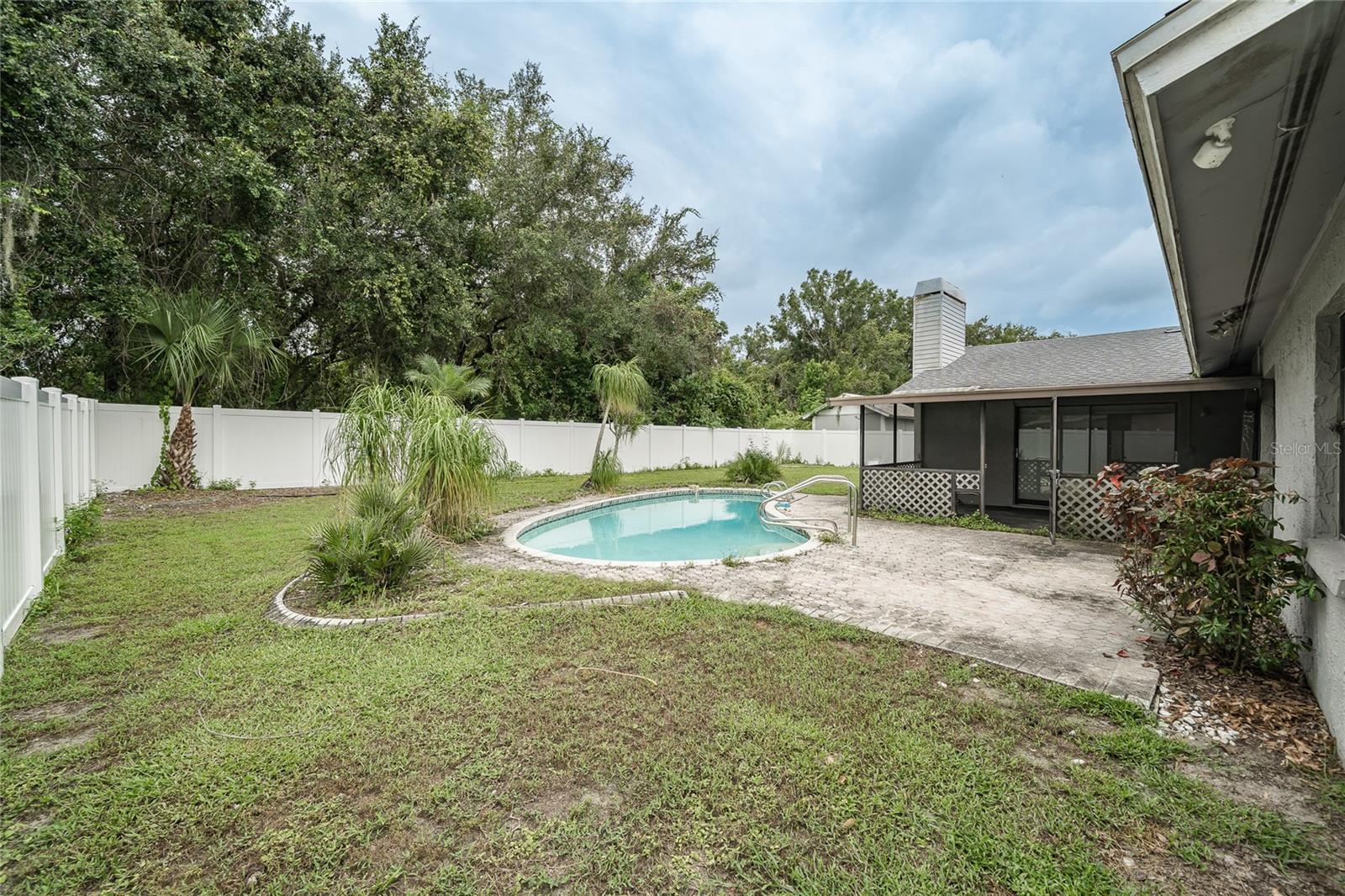 Image 12 of 28 For 9709 Woodland Ridge Drive