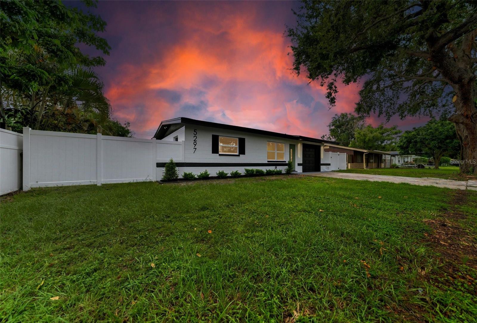 Image 11 of 65 For 5297 68th Way N