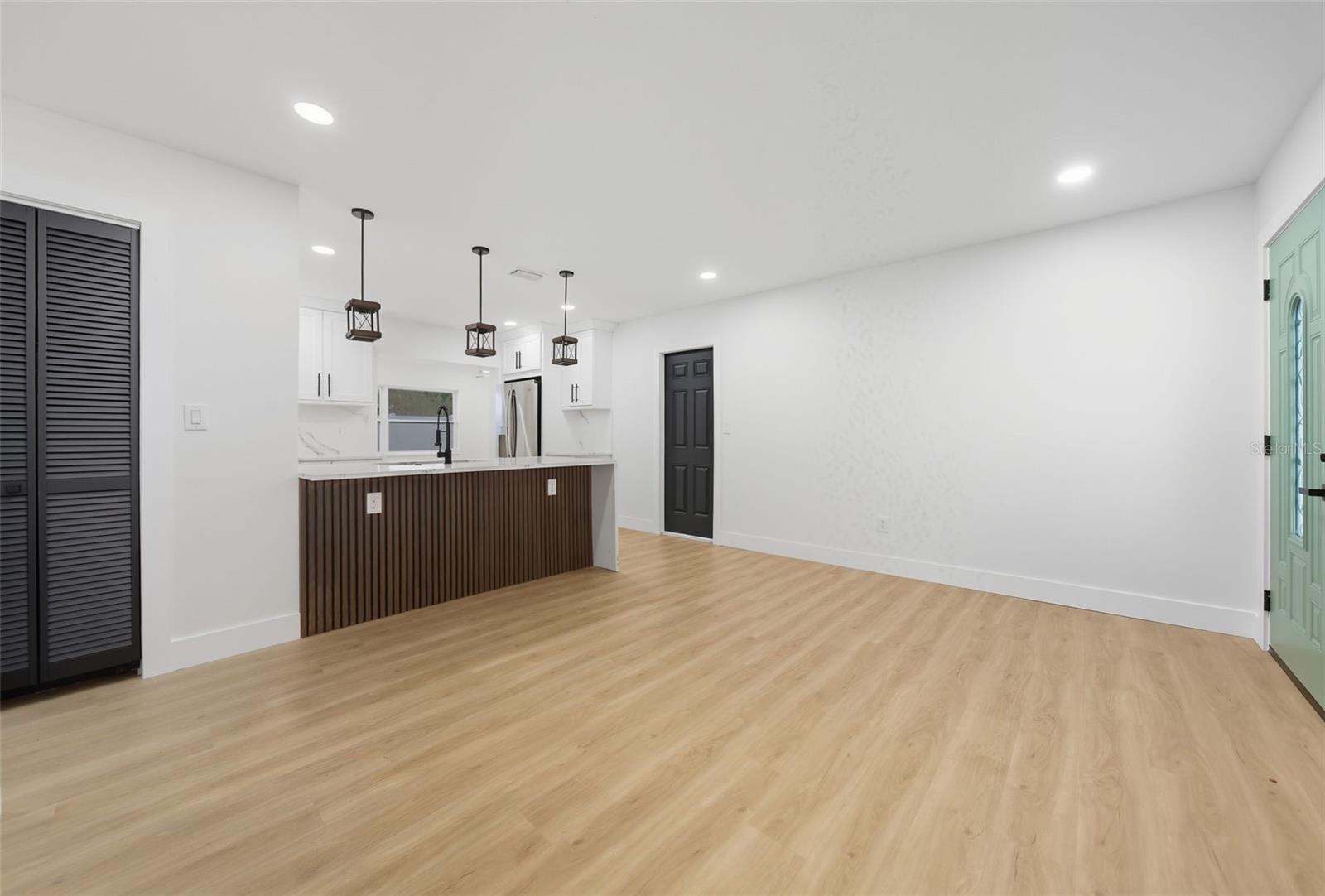 Image 17 of 65 For 5297 68th Way N