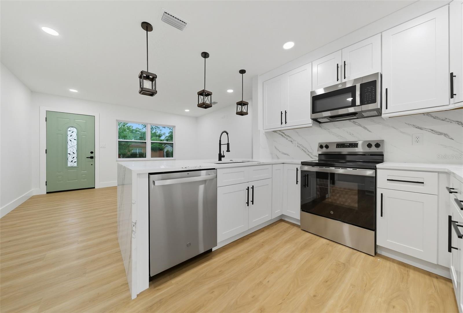 Image 21 of 65 For 5297 68th Way N