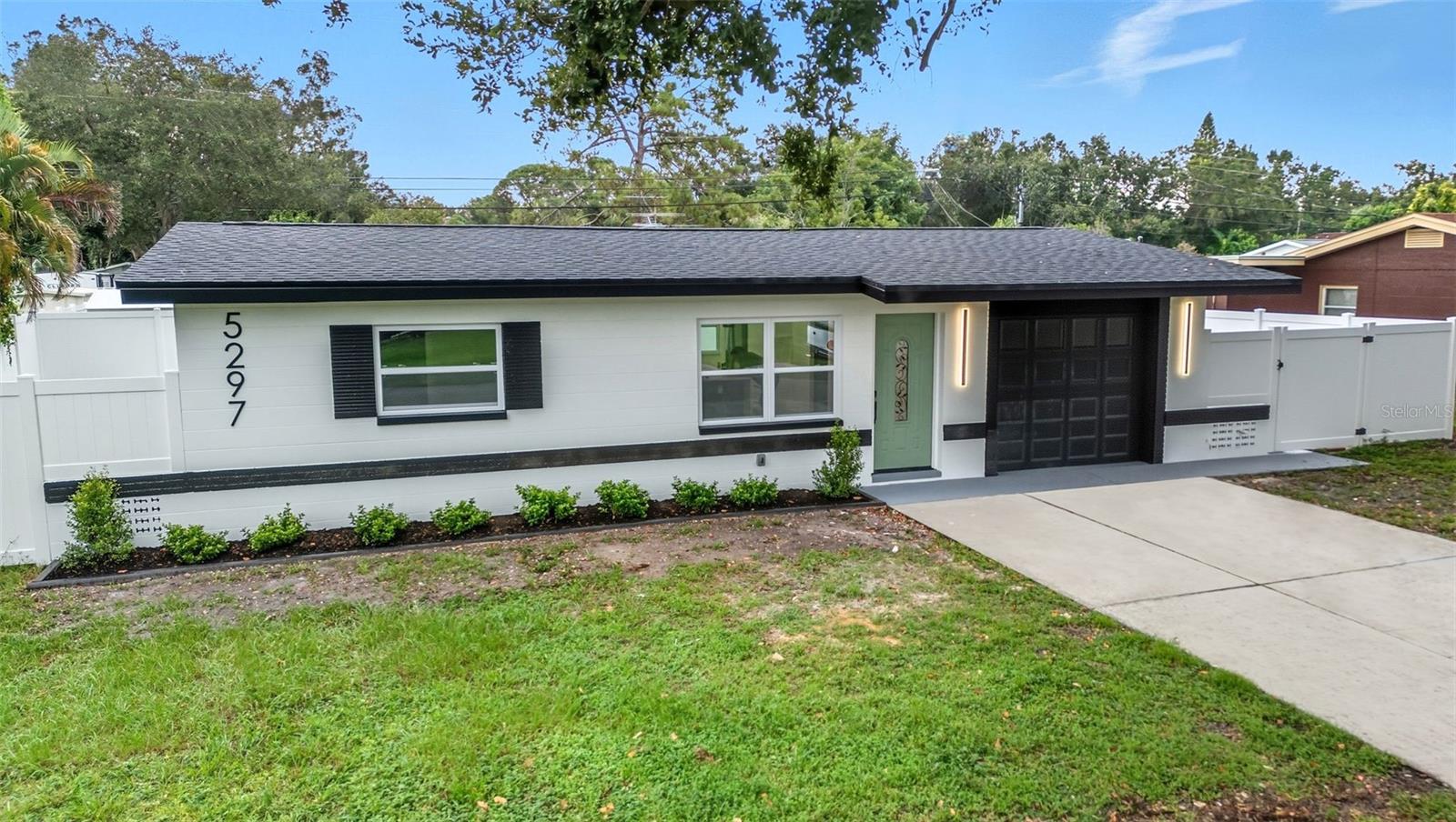 Image 8 of 65 For 5297 68th Way N