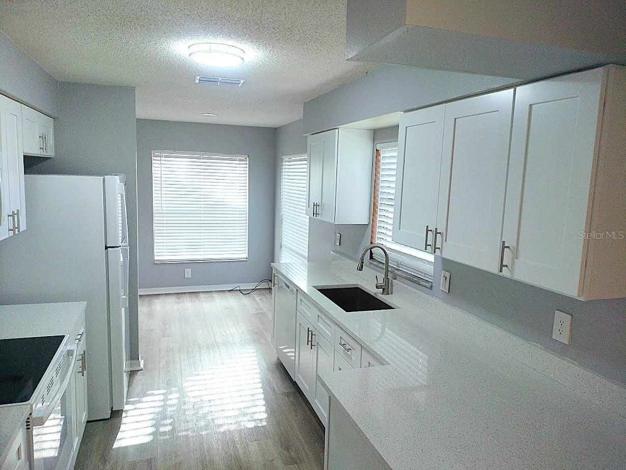 Image 3 of 11 For 725 Chilt Drive