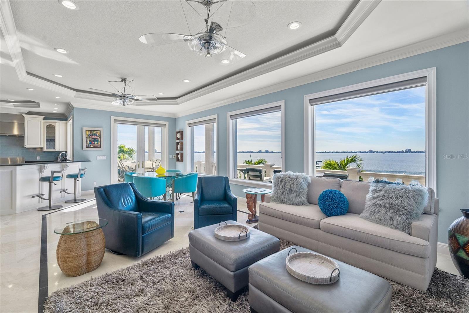 Image 15 of 64 For 5907 Bayview Circle S