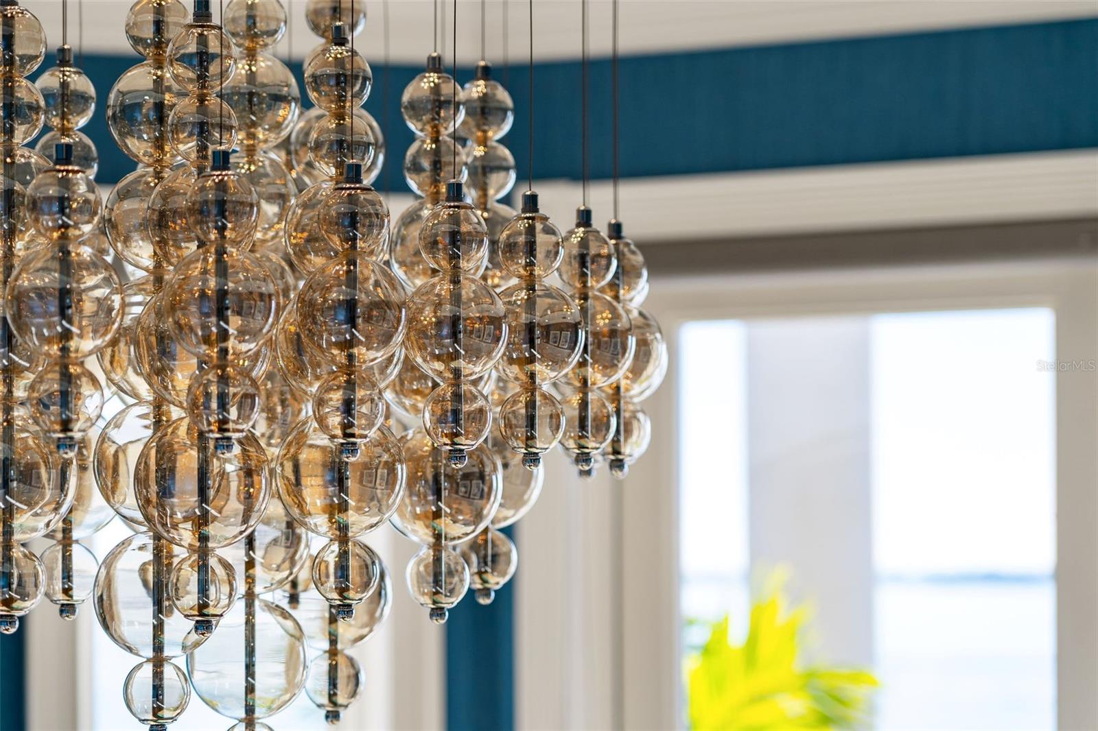 Image 25 of 64 For 5907 Bayview Circle S