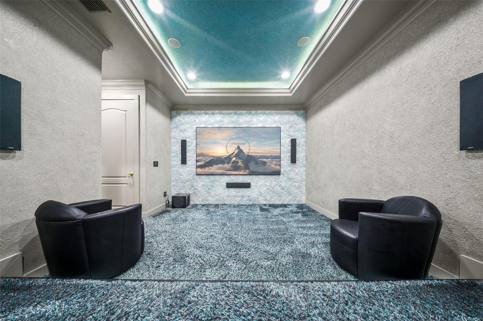 Image 33 of 64 For 5907 Bayview Circle S