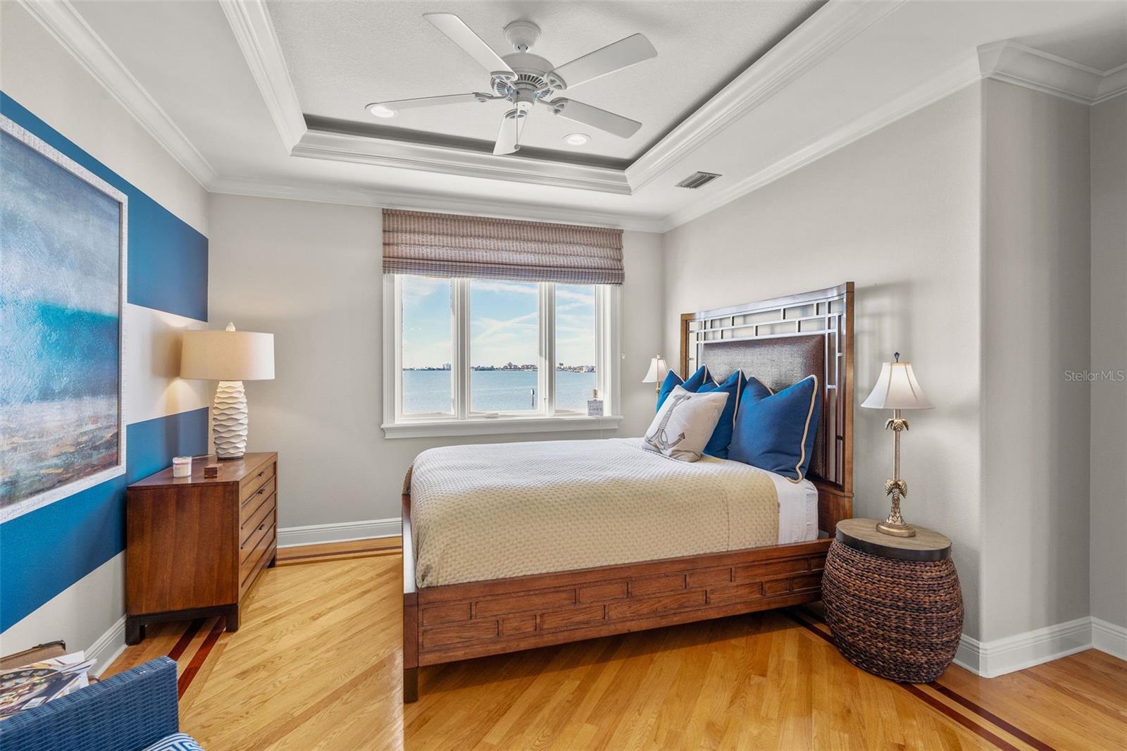 Image 40 of 64 For 5907 Bayview Circle S