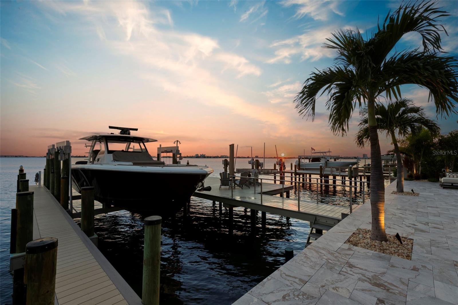 Image 54 of 64 For 5907 Bayview Circle S