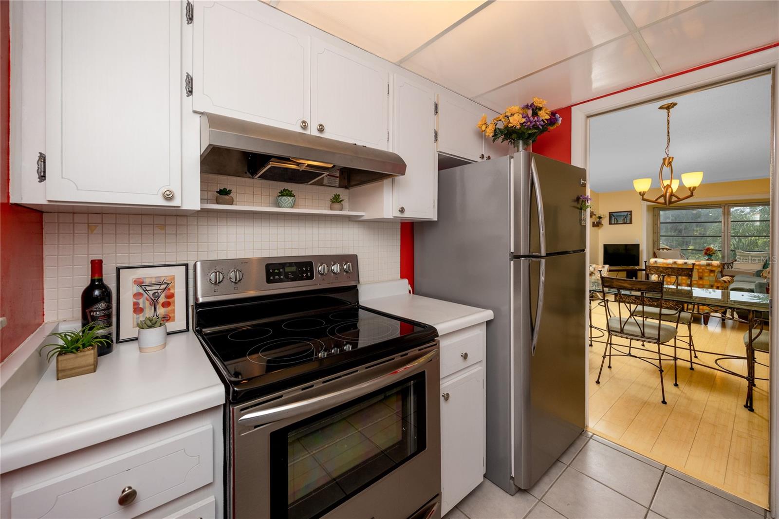 Image 13 of 47 For 1303 Hercules Avenue 28