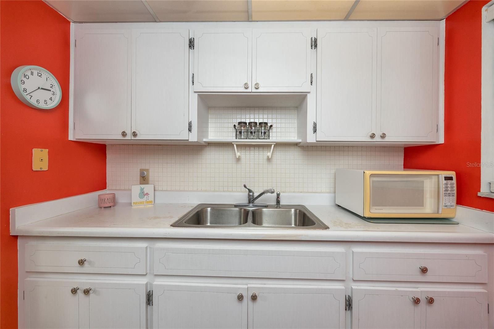 Image 15 of 47 For 1303 Hercules Avenue 28