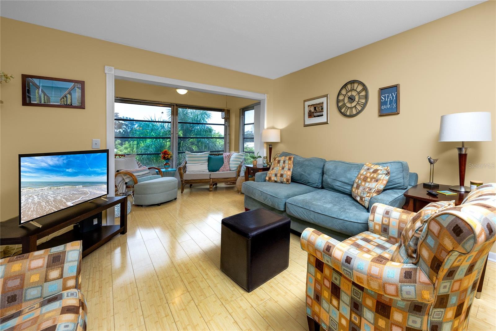 Image 2 of 47 For 1303 Hercules Avenue 28